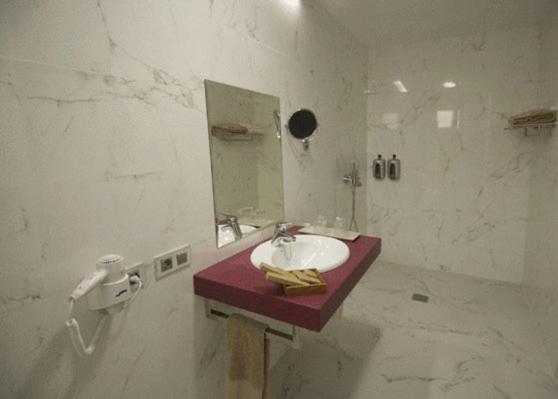 Toral Hotel León Pokój zdjęcie